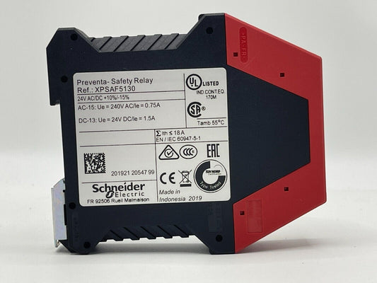 1pcs Schneider safety relays XPSAF5130 Free shipping