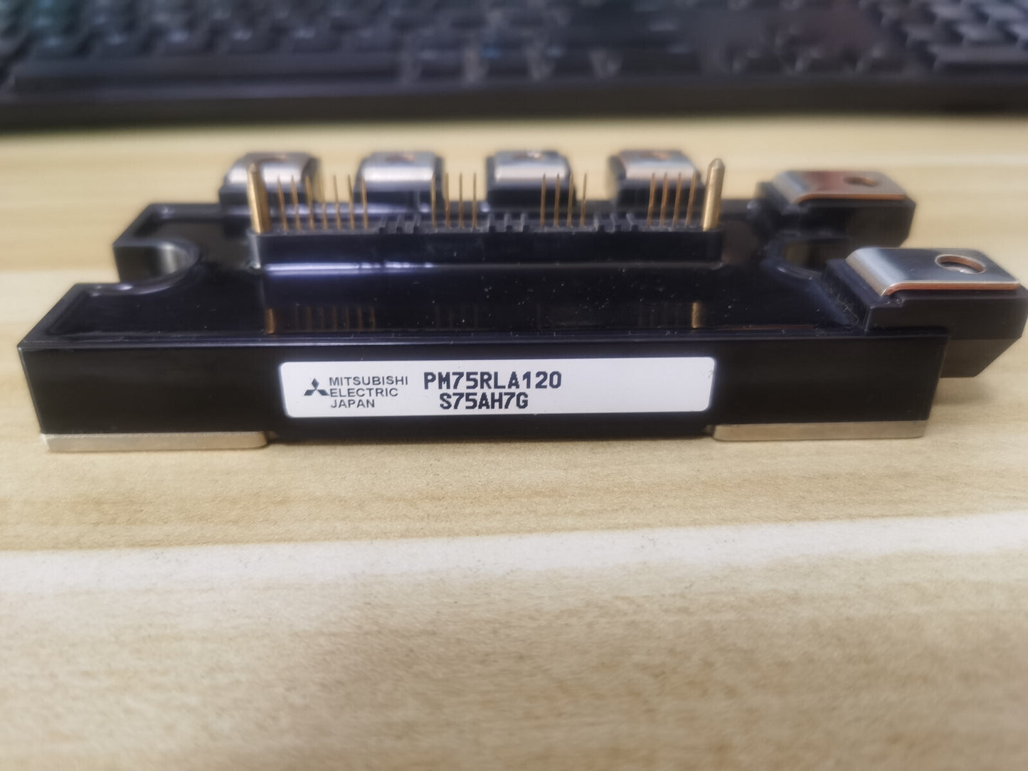 1PC Mitsubishi PM75RLA120 Module