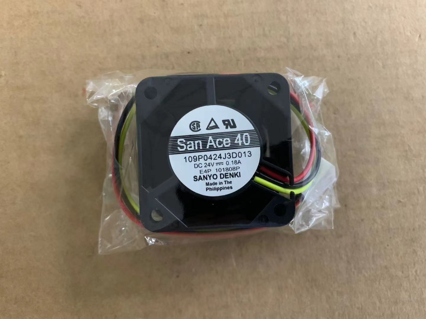new 1pcs SANYO 109P0424J3D013 24V 0.18A 4028 inverter cooling fan