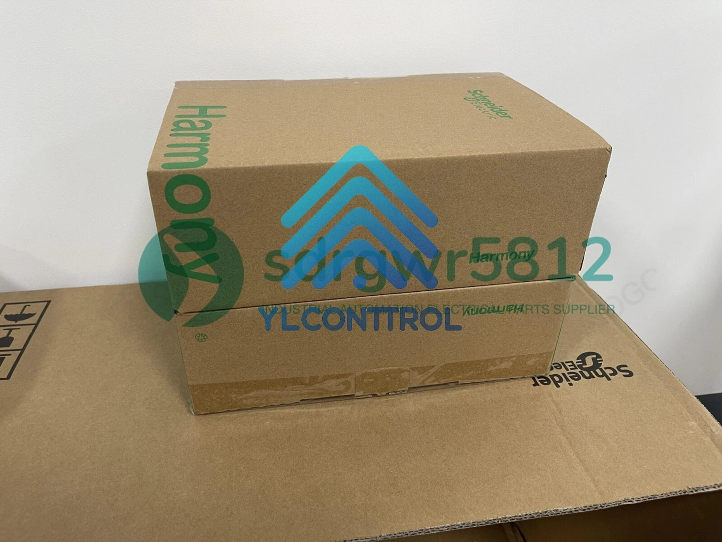 HMIST6400 Schneider touch screen HMI, HMIST6400