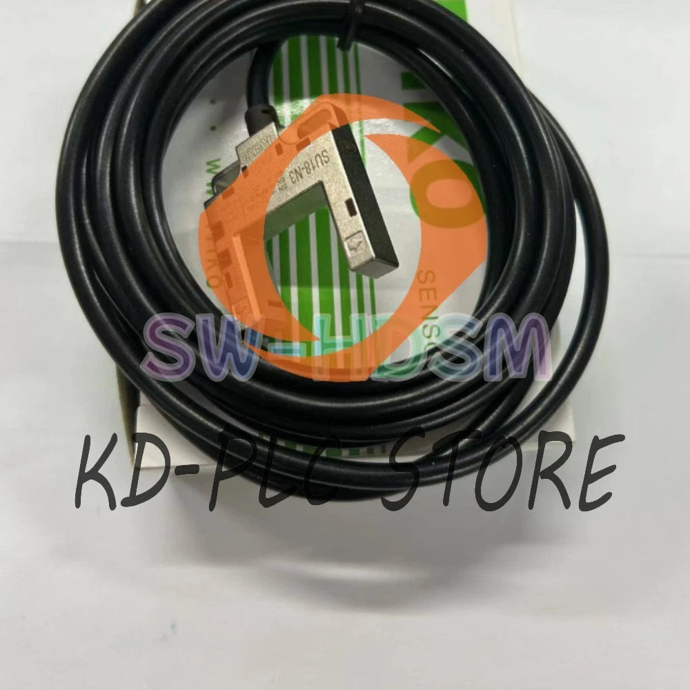 1PCS RIKO SU18-N3 SU18N3 Photoelectric Sensor Freight Free