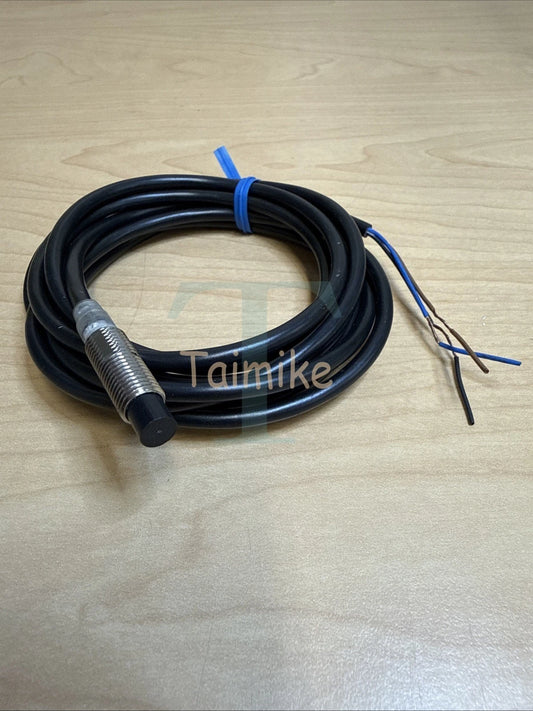 ! Omron E2E-X2MC18 Proximity Sensor