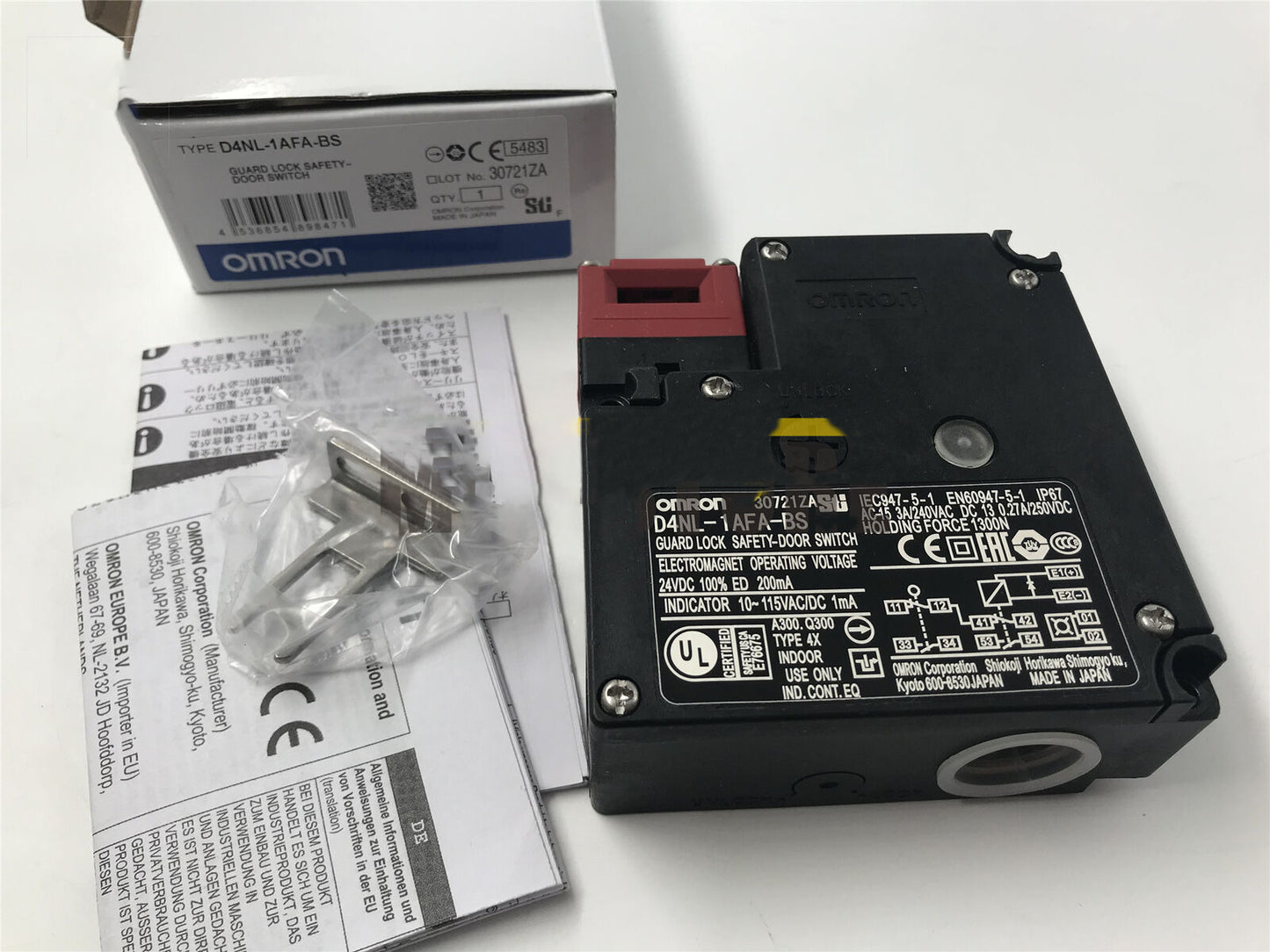 new 1PCS For OMRON Safety Gate Switch D4NL-1AFA-BS - OMRON