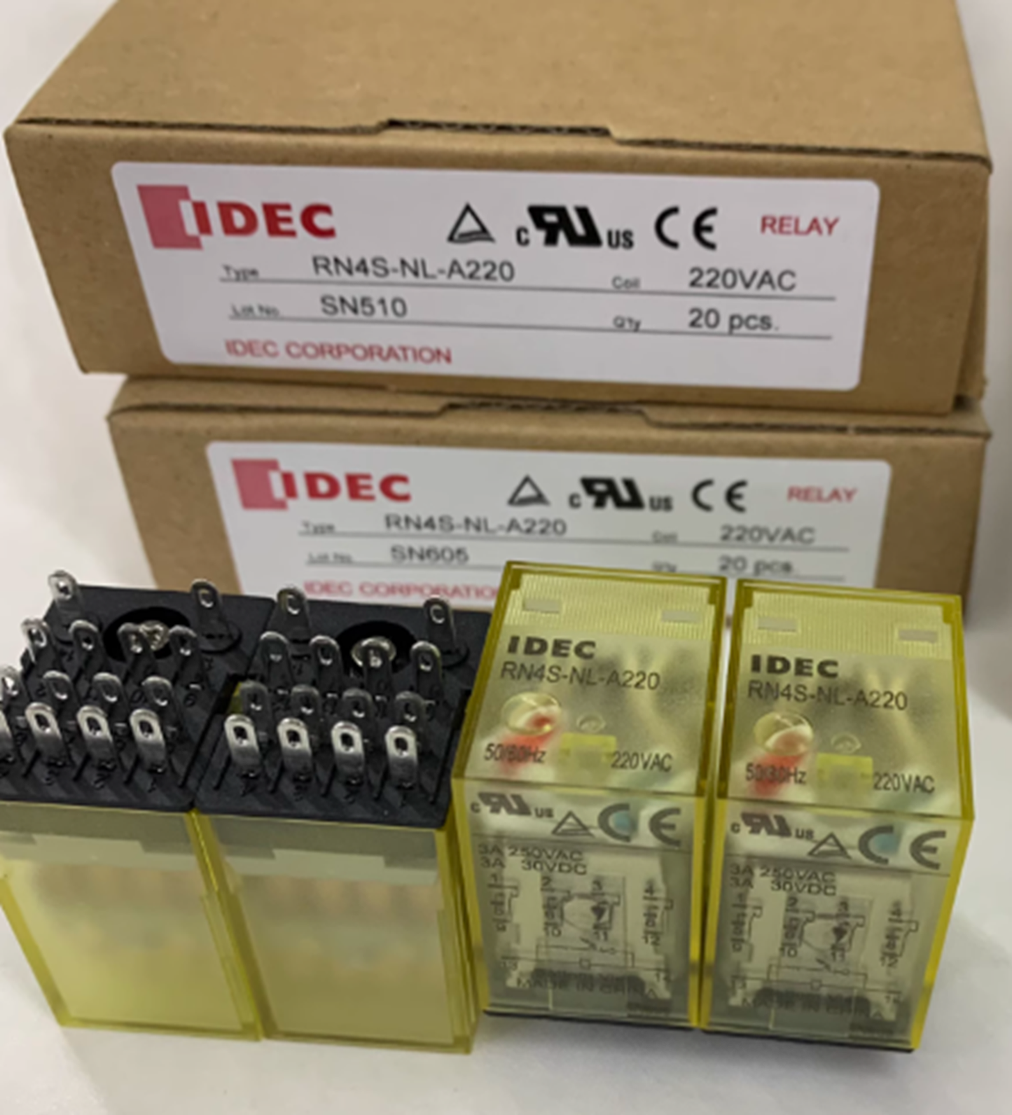 10PCS IDEC RN4S-NL-A220 relay - IDECC