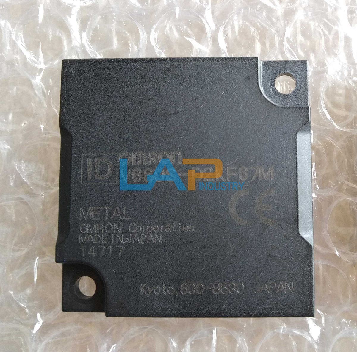 Omron Card Reader V680S-D2KF67M - 1 Piece New Unit - OMRON