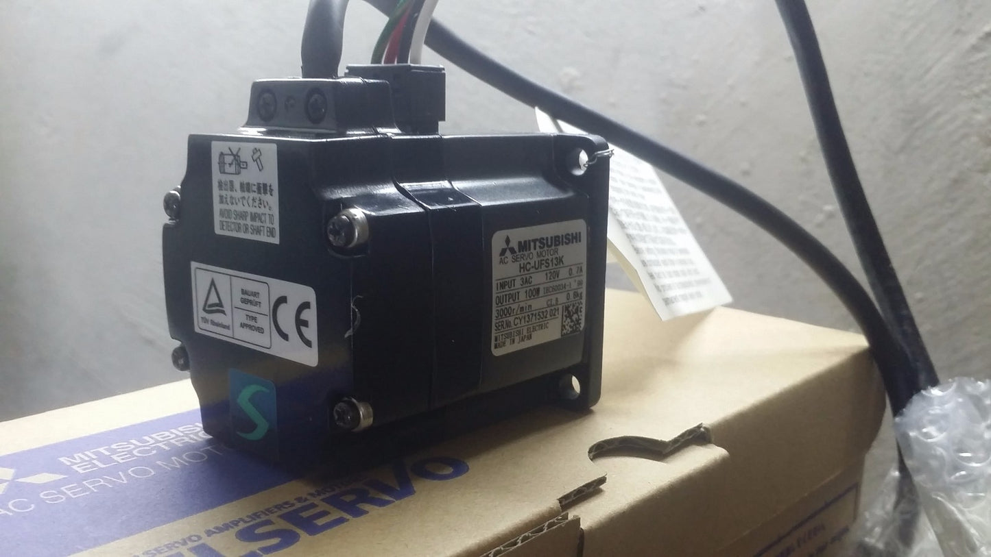 1PC MITSUBISHI AC SERVO MOTOR HC-UFS13K