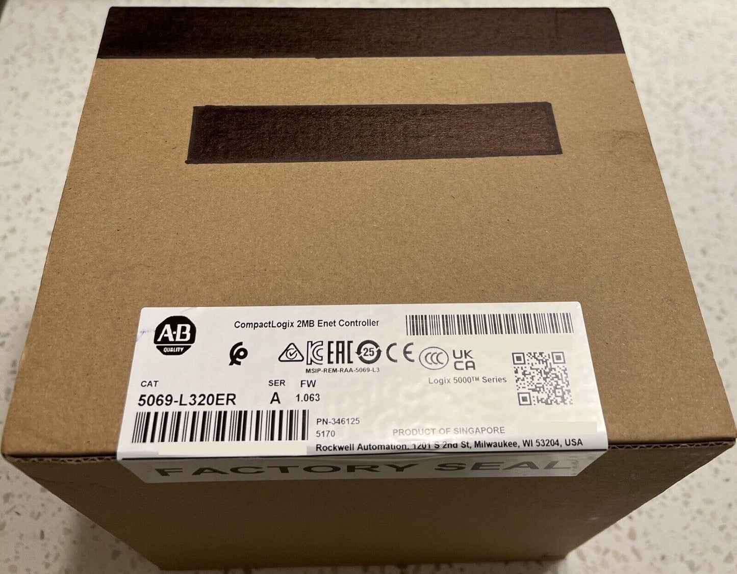 Allen-Bradley CompactLogix 5069-L320ERM Controller System - ALLEN-BRADLEY