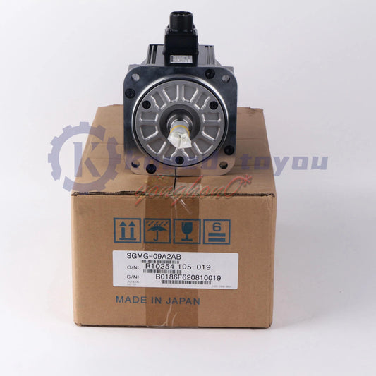 1Pcs Yaskawa SGMG09A2AB Servo motor SGMG-09A2AB