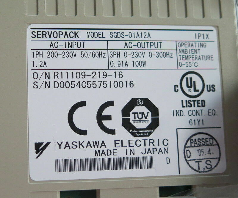 new 1PC Yaskawa SGDS-01A12A Servo Driver SGDS01A12A In Box ping - YASKAWA