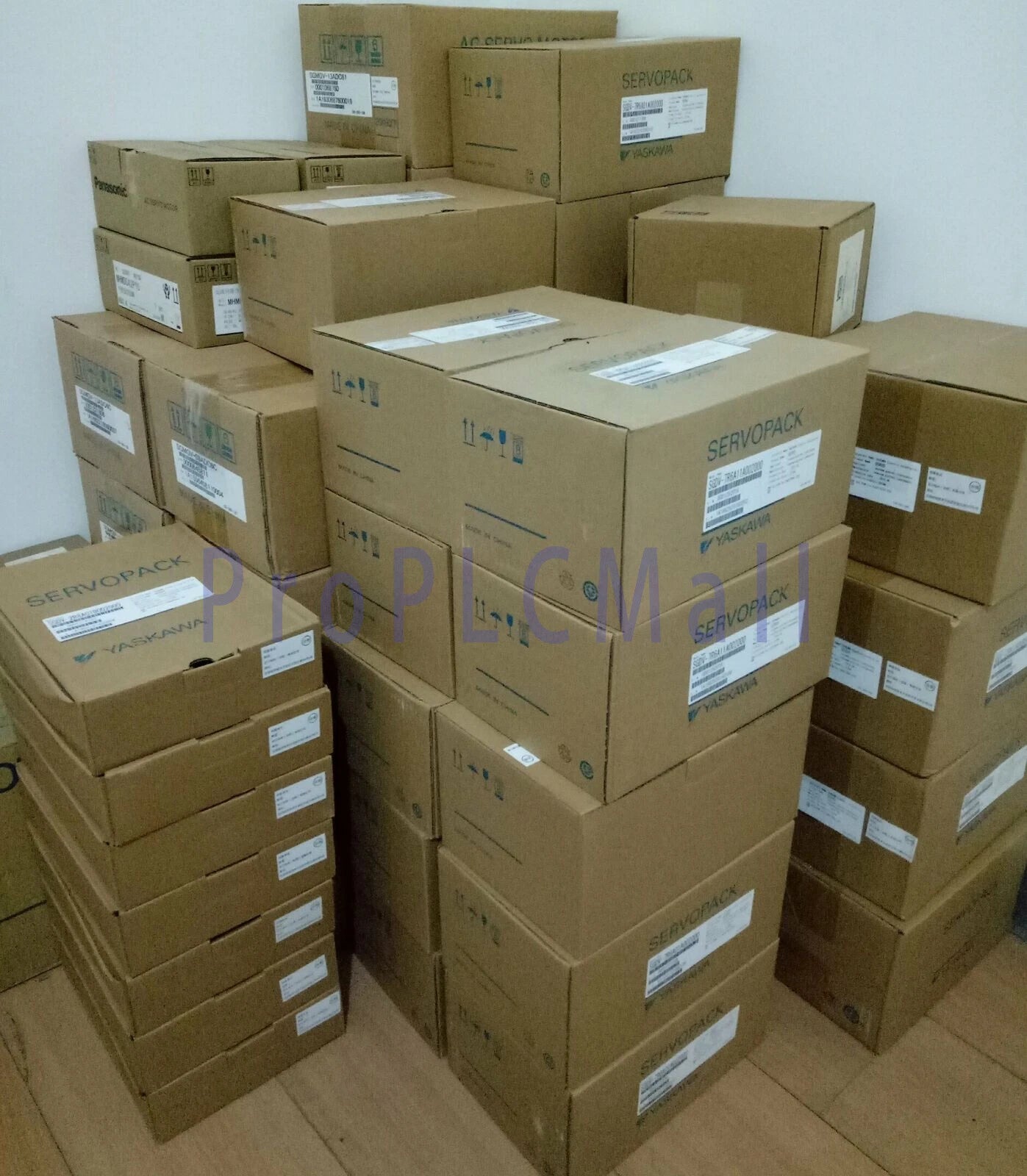 YASKAWA SGDV-2R8A01A Servo Drive SGDV2R8A01A 1PCS