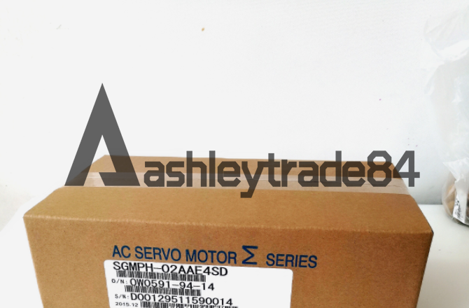 new 1pcs Yaskawa servo motor SGMPH-02AAE4SD