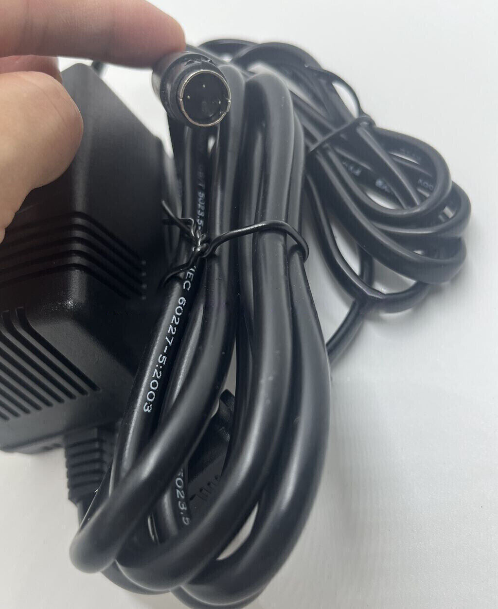 1PC For external power adapter 3 stitches 18.5V output mixer UB502 802