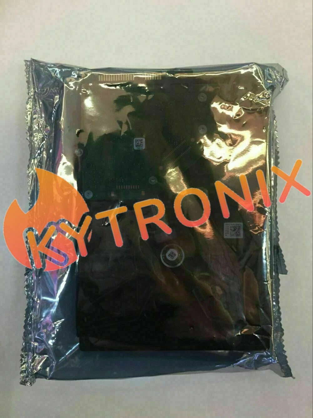 1Pcs Seagate IronWolf 2TB NAS Internal Hard Drive HDD 3.5 In SATA (ST2000VN004)