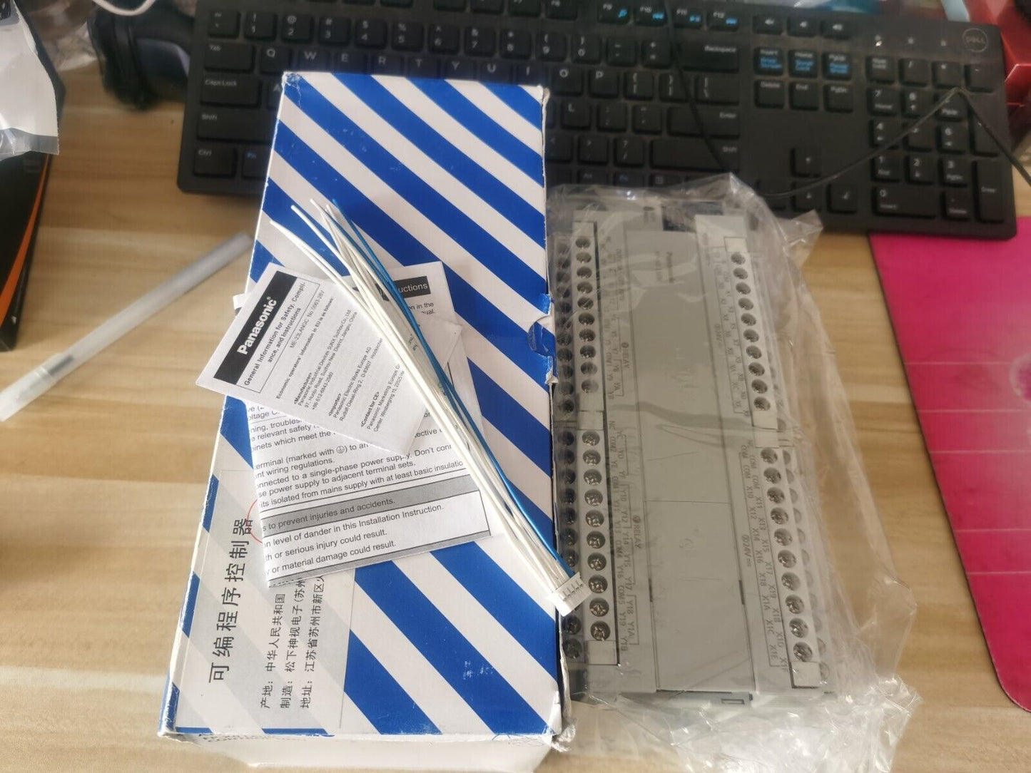 1PC Panasonic PLC AFPX0L60R-F FP-X0L60R In Box