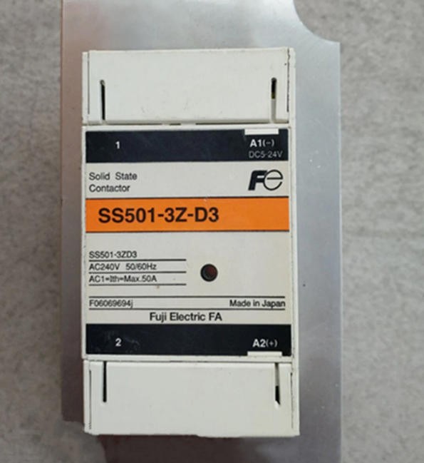 1PCS Fuji SS501-3Z-D3 Solid State Relay