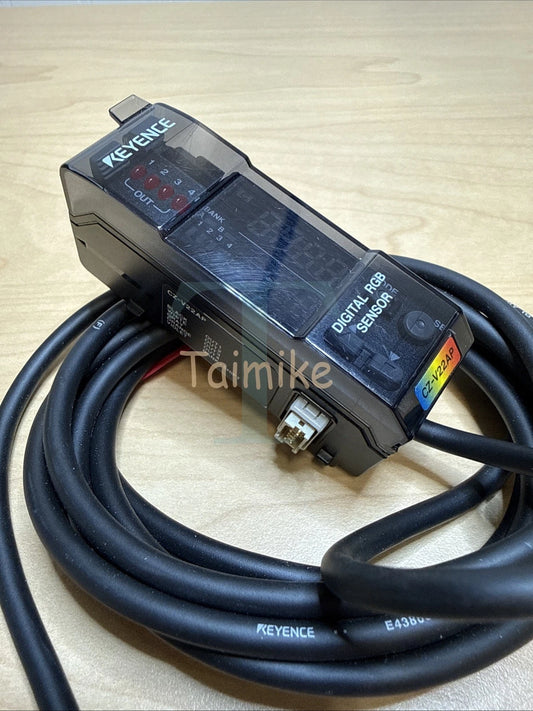 Keyence CZ-V22AP Digital RGB Sensor