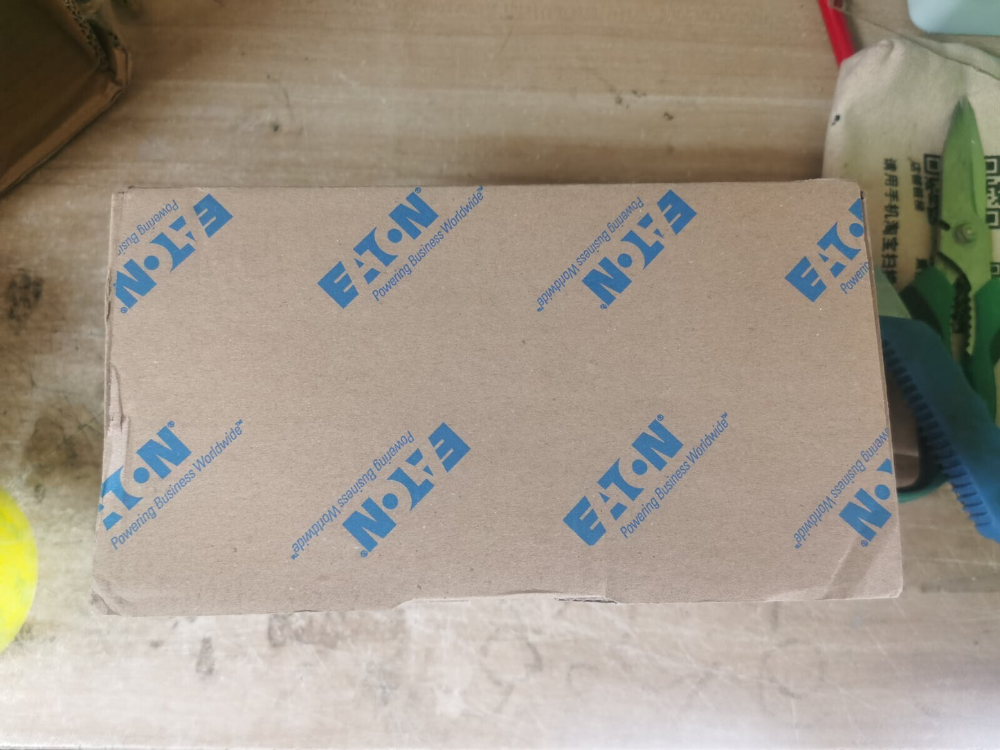 1PCS Eaton Moeller NZM3-XTVDVR NZM3XTVDVR Handle In Box