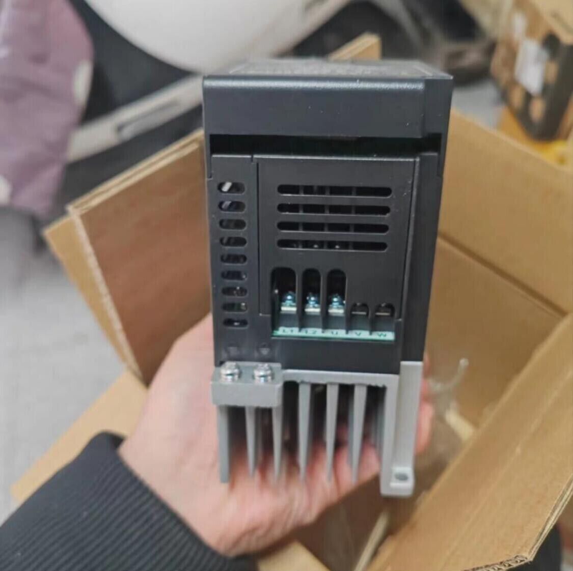 1PC Panasonic AMK3000P22 Inverter 200V 0.2KW In Box Free Ship