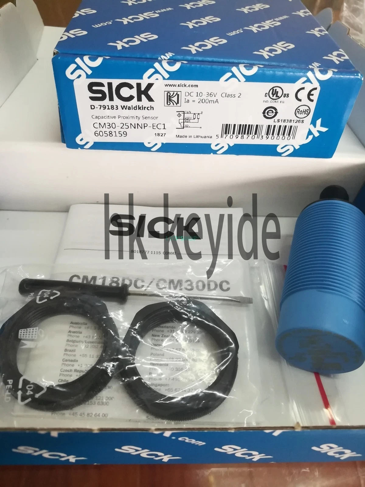 1Pcs sensor CM30-25NNP-EC1