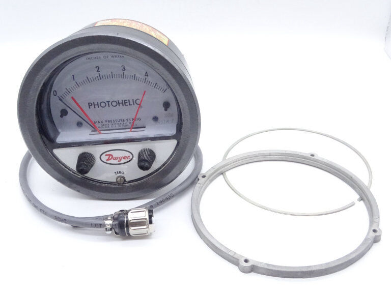 DWYER 3005MR Switch - Compact Digital Control Element - DWYER