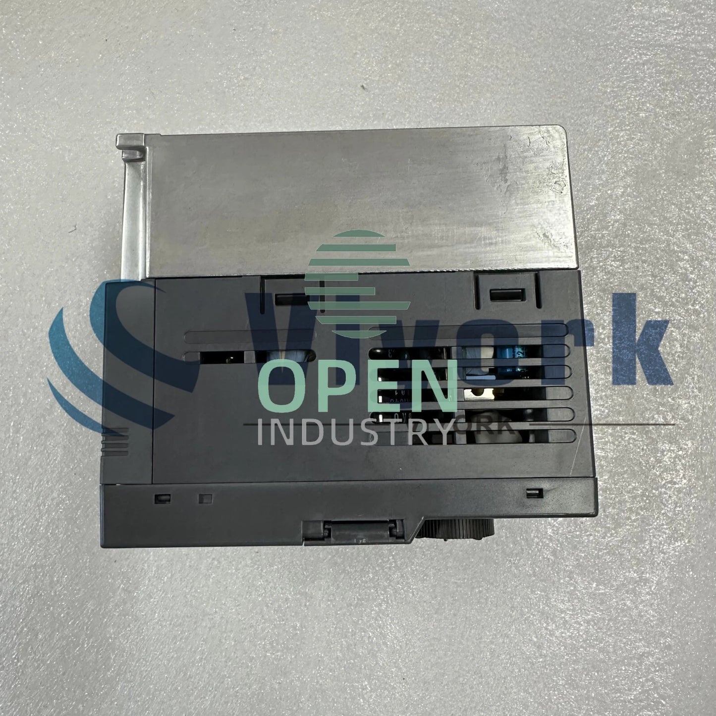 1PCS Mitsubishi FR-E720-030-NA INVERTER