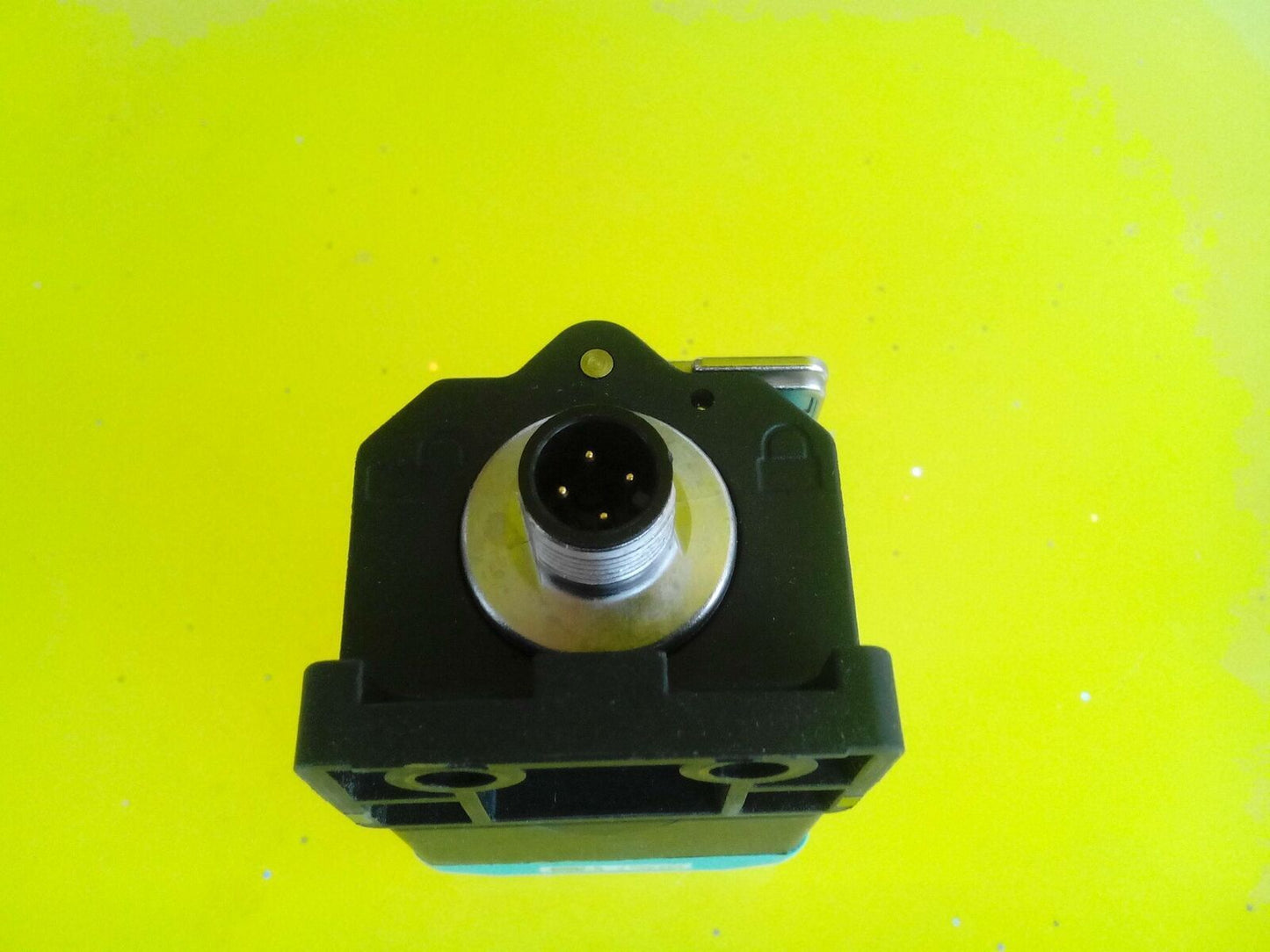 1-Piece Pepperl+Fuchs NBN40-L2-Z0-V1 Proximity Switch - PEPPERL+FUCHS