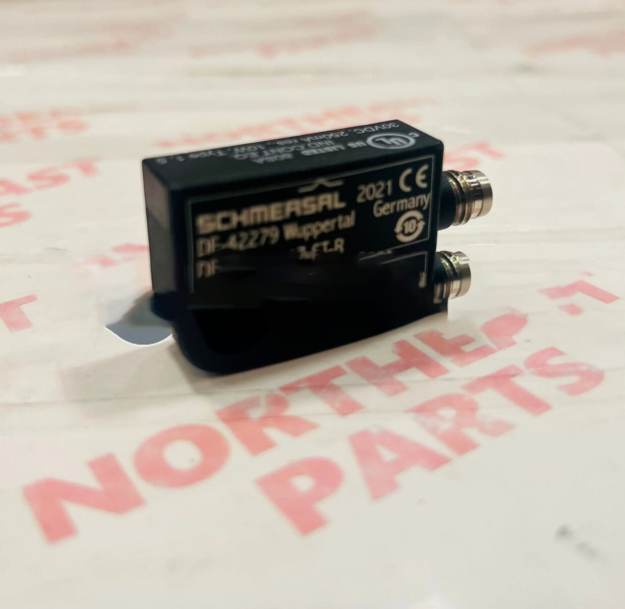 1PCS FIT FOR Schmersal BNS 260-11Z-ST-R safety switch