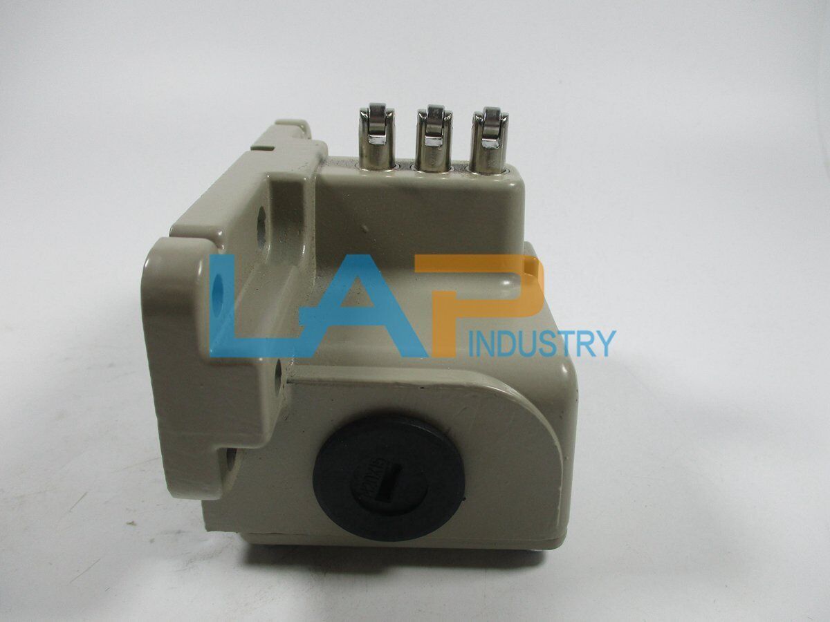 Omron VB-3221 10A 125.250VAC - OMNION