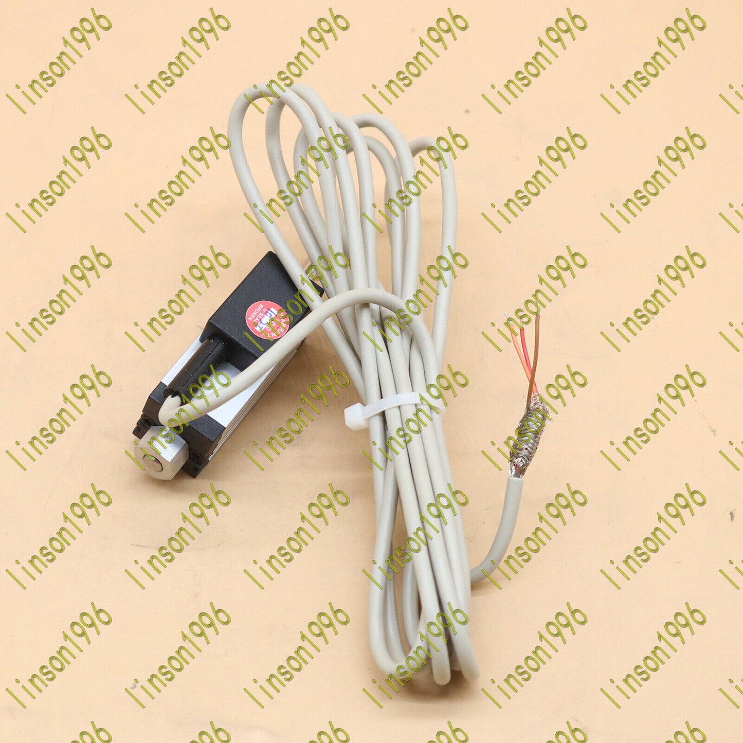 Novotechnik Linear Transducer TR10 for precise industrial measurements - NOVOTECHNIK