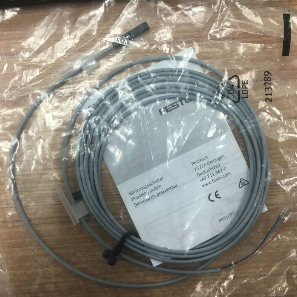 Festo Proximity Switch SMT-10M-PS-24V-E-2,5-L-OE SPOT STOCK - FESTO