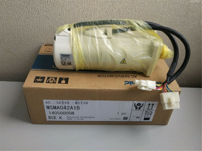1PC Panasonic MSMA042A1B Servo Motor Fast Ship - PANASONIC