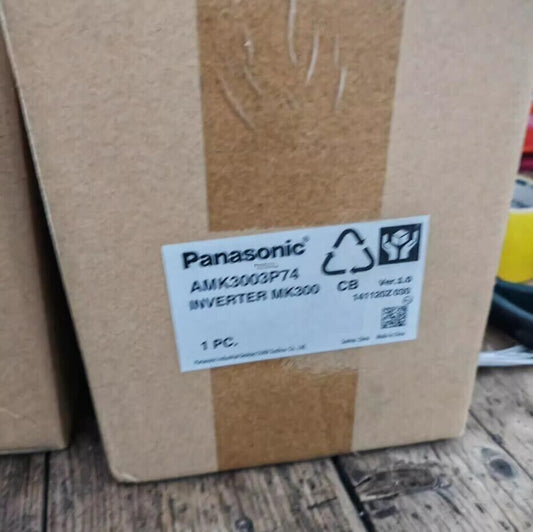 1PC Panasonic AMK3003P74 Inverter 400V 3.7KW In Box Free Ship