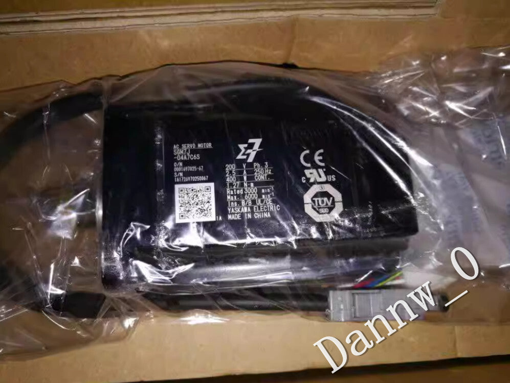 Yaskawa SGM7J-04A7C6S AC Servo motor