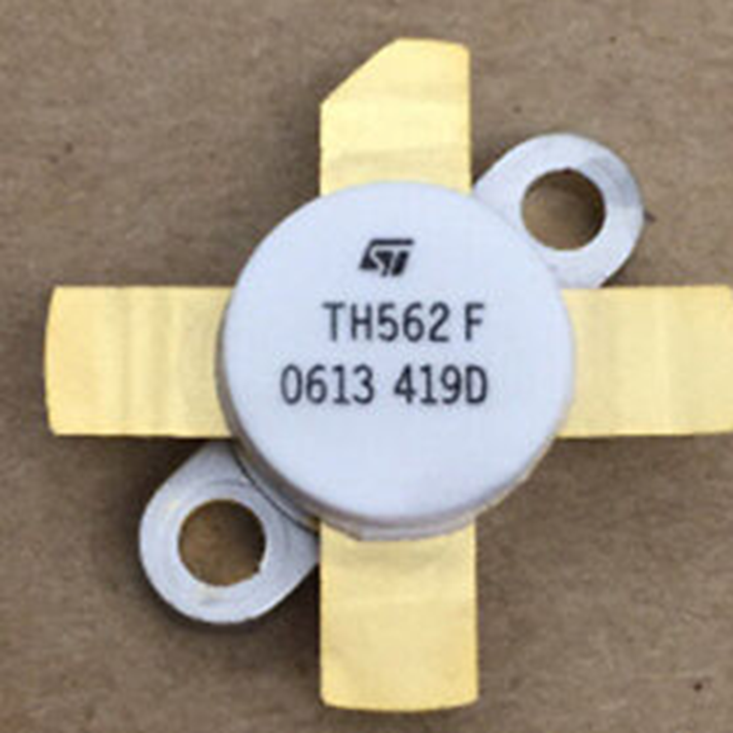 ST TH562F RF Power Transistor - High-Power Amplifier - ST