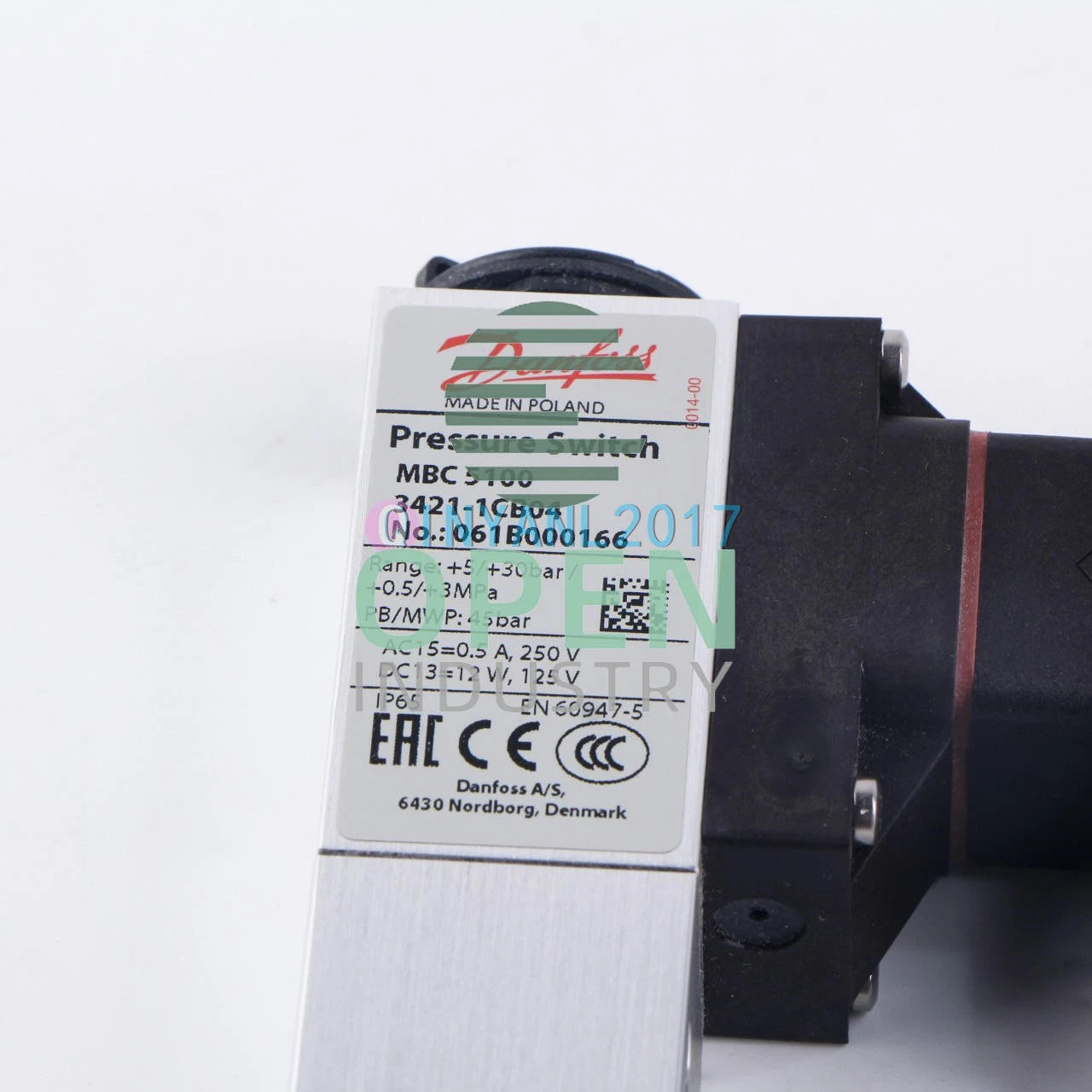 1PCS Danfoss 061B000166 pressure switch