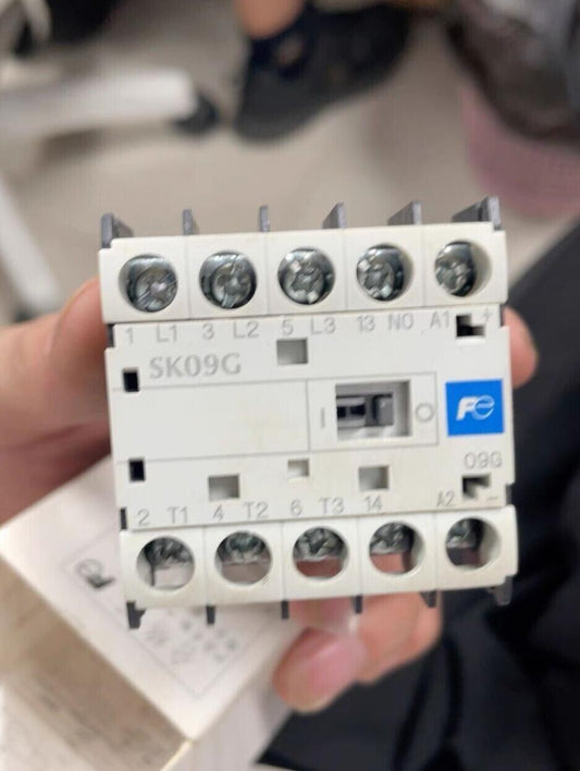 1PC Fuji Electric SK09G-E10 SK09GE10 24VDC 1NO DC Contactor