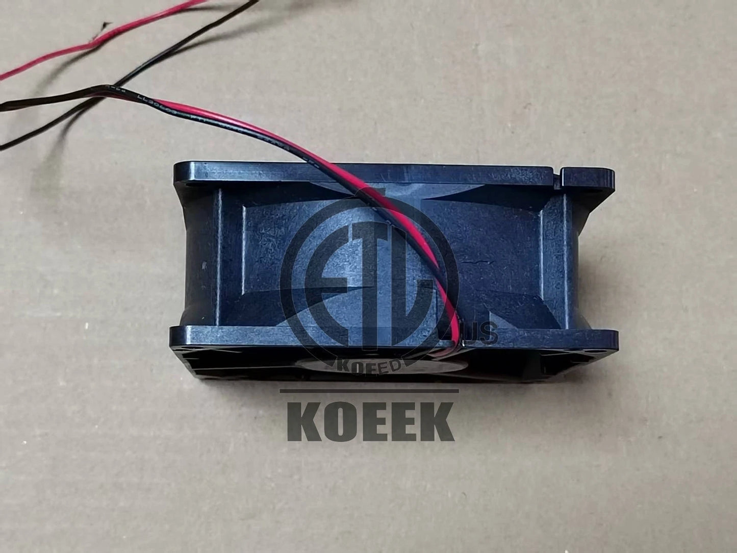 SERVO D0938X24B8CZ-40 DC 24V 0.34A 8.16W 9038 9CM 90mm Equipment fan
