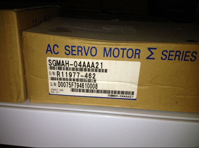 YASKAWA AC SERVO MOTOR SGMAH-04AAA21 400W 200V 2.8A 1.27N.M 3000r/m