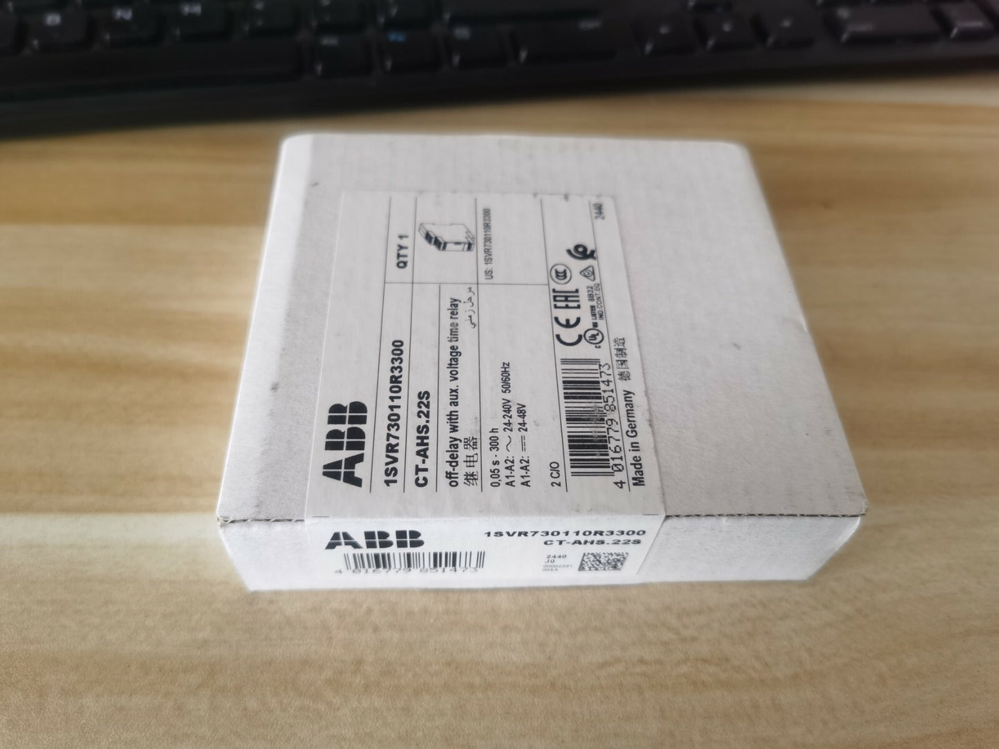 1PCS ABB CT-AHS.22S 1SVR730110R3300 Time Relay 0.05s-300h In Box