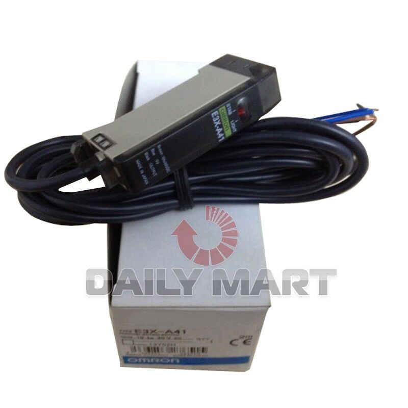 new Omron E3X-A41 E3XA41 Photoelectric Switch in Box NIB - OMRON