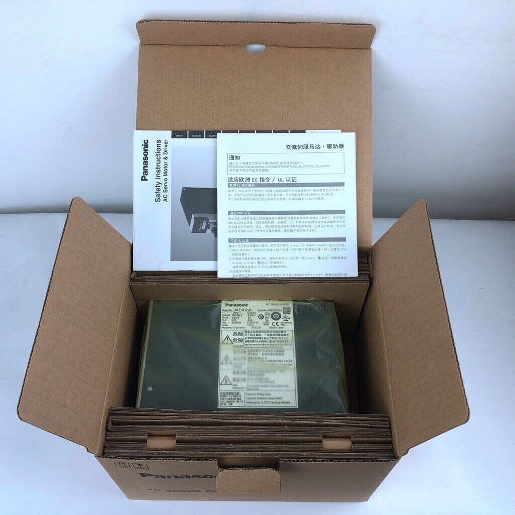 new Panasonic MCDJT3220 Servo Driver In Box MCDJT3220 ping - PANASONIC