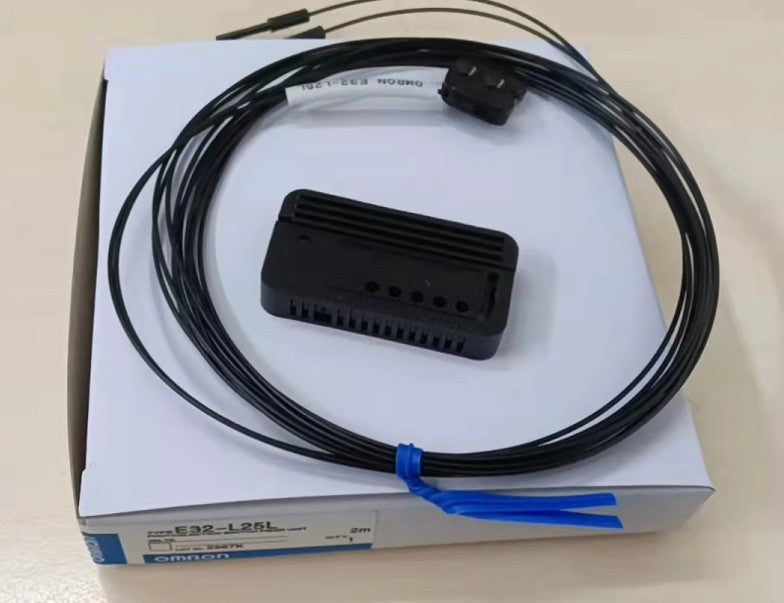 1PC OMRON E32-L25L Fiber Optic Sensor E32L25L In Box