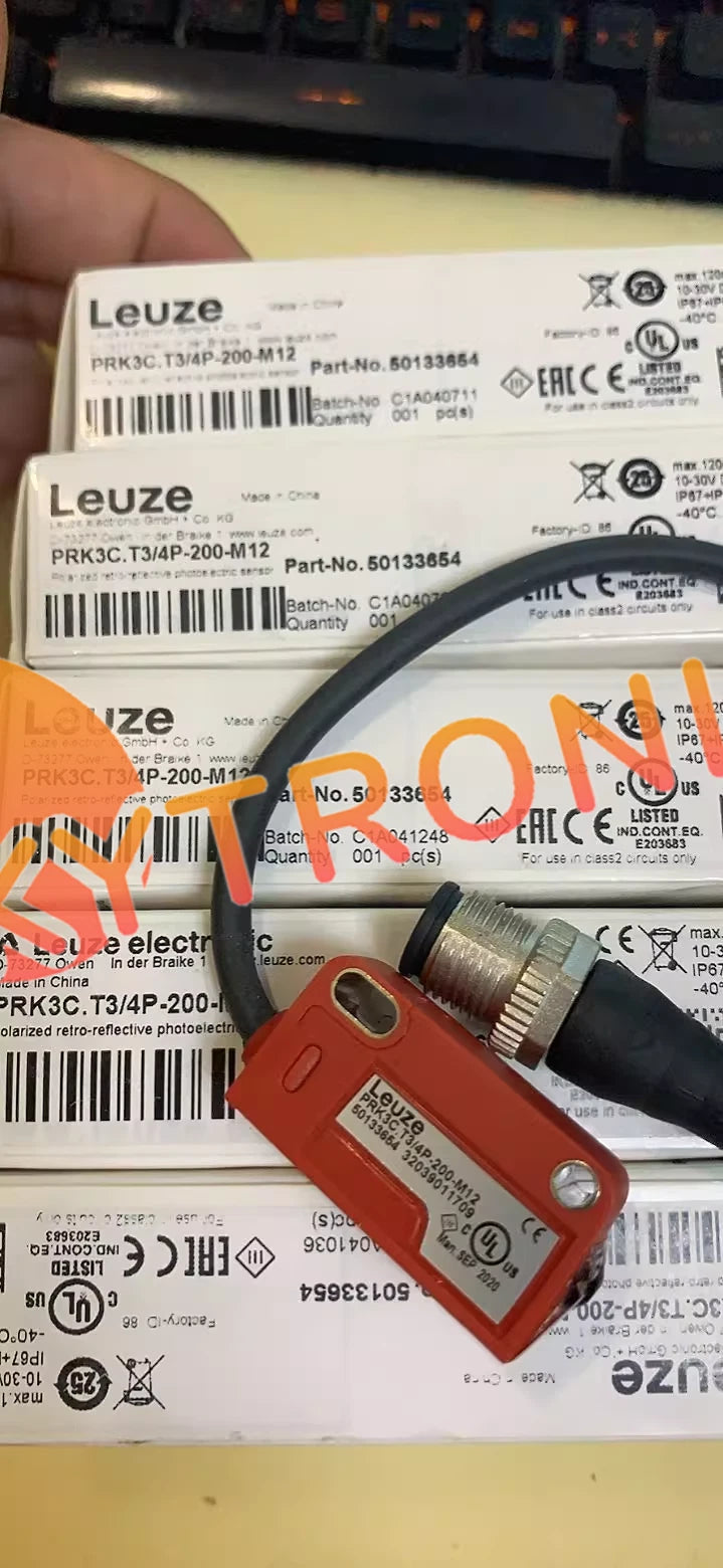 1Pcs LEUZE PRK3C.T3/4P-200-M12 50133654 photoelectric switch sensor