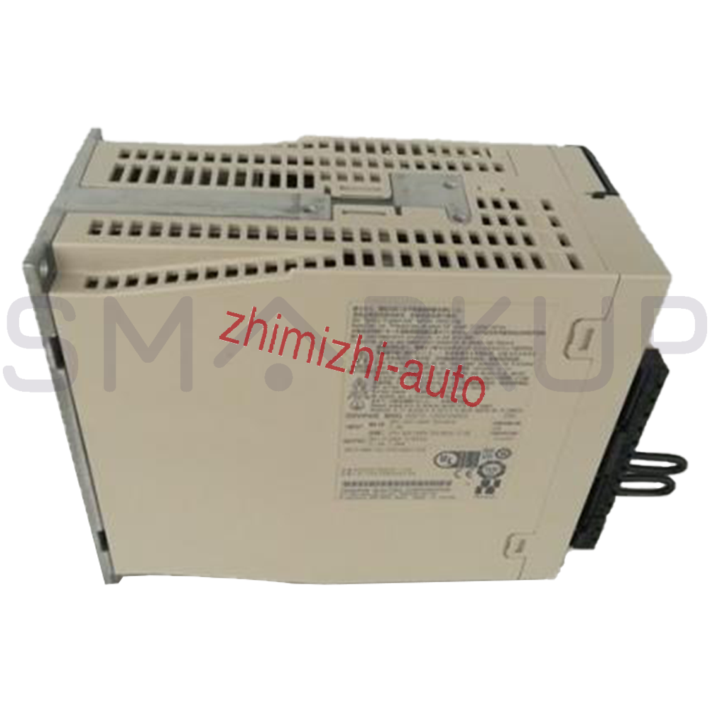 new In Box YASKAWA SGD7S-120A10A002 Servo Drive