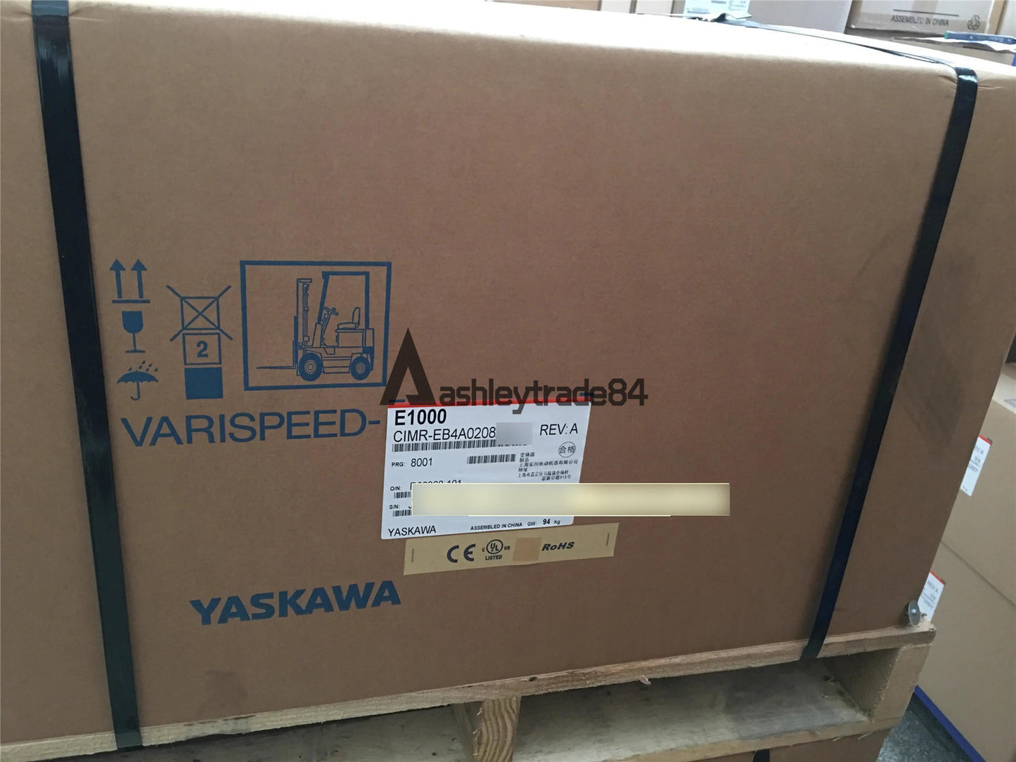 new Yaskawa frequency converter E1000 series CIMR-EB4A0208AAA