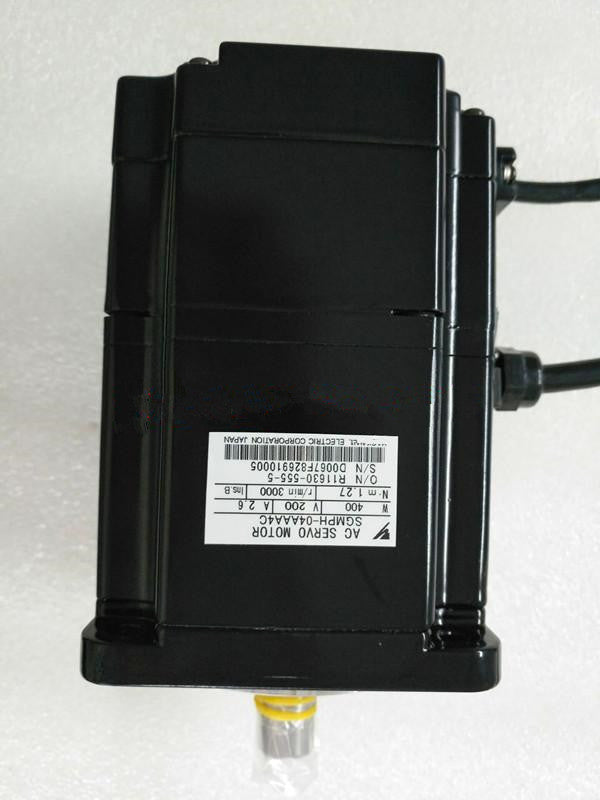 YASKAWA AC SERVO MOTOR SGMPH-04AAA4C