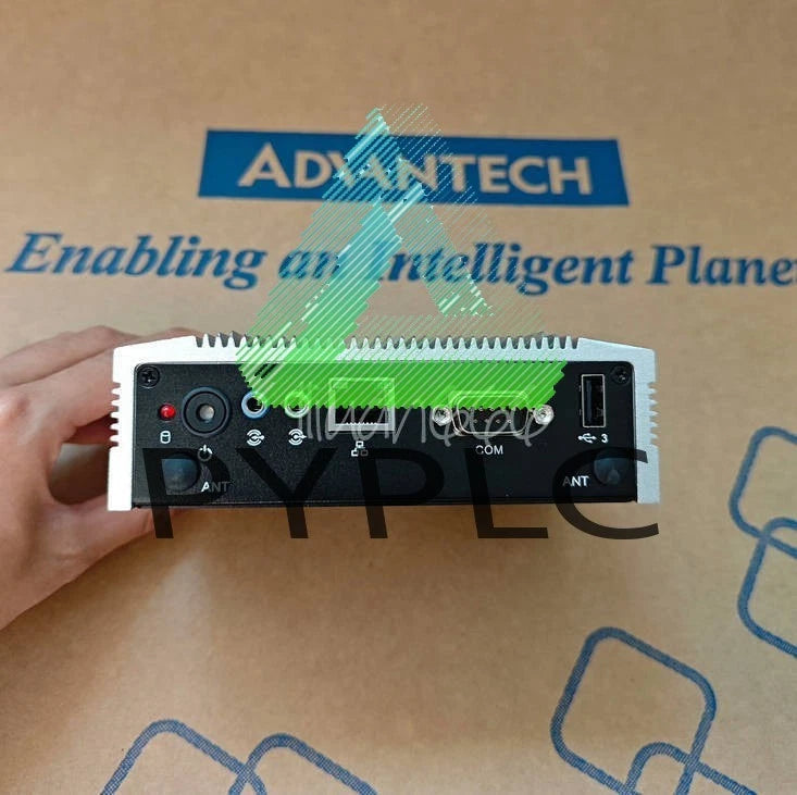 1Pcs Advantech ARK-1123 ARK-1123H J1900 without CPU, memory or hard drive