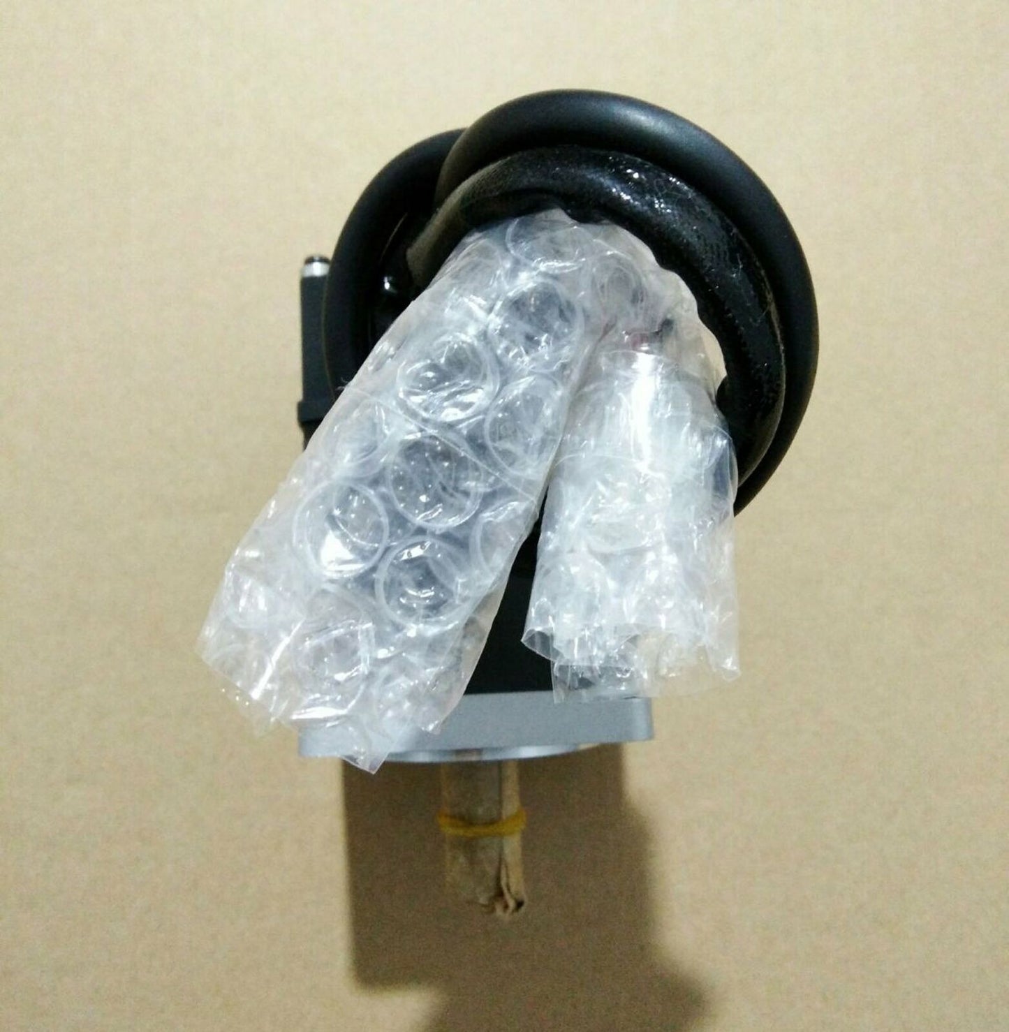 Mitsubishi Servo Motor HC-PQ23 in Good Condition - MITSUBISHI