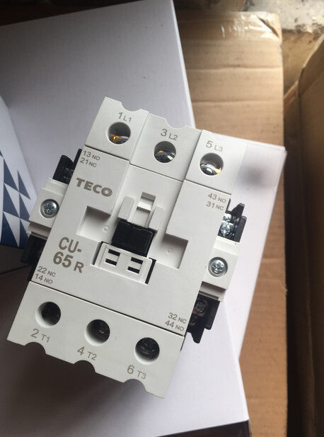 1PCS TECO CU-65R CU65R AC CONTACTOR IN BOX 220V 3A2a2b