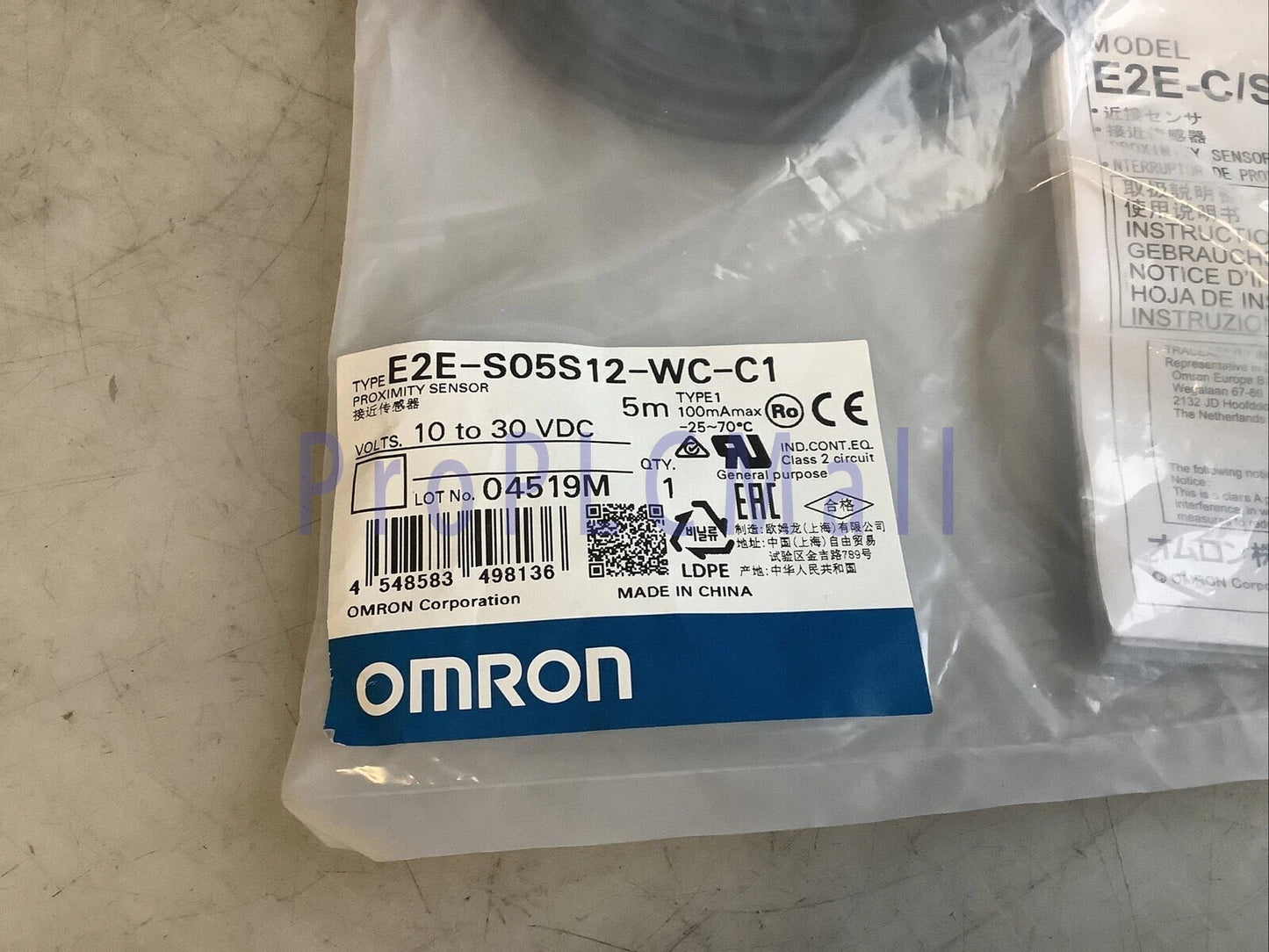 Omron E2E-S05S12-WC-C1 Proximity Switch Free Shipping E2ES05S12WCC1 1PCS